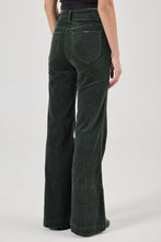 Load image into Gallery viewer, Eastcoast Flare Jean - Ivy Cord