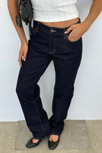 Load image into Gallery viewer, Meg Straight Jean - Super Rinse