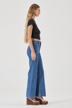 Load image into Gallery viewer, Eastcoast Flare Jean - Charlotte