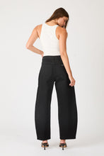 Load image into Gallery viewer, Gigi Barrel Jeans - Forever Black