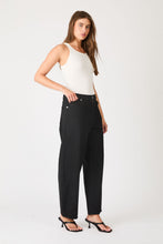 Load image into Gallery viewer, Gigi Barrel Jeans - Forever Black