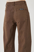 Load image into Gallery viewer, Gigi Barrel Trade Jean - Nutmeg