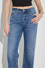 Load image into Gallery viewer, 90's Boyfriend Jean - Paris Texas