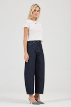 Load image into Gallery viewer, Gigi Barrel Jean - Super Rinse