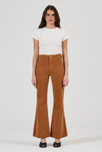 Load image into Gallery viewer, Eastcoast Flare Jean - Caramel Cord