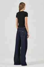 Load image into Gallery viewer, Daisy Lace Tee - Black
