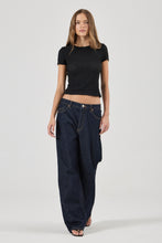 Load image into Gallery viewer, Daisy Lace Tee - Black