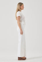 Load image into Gallery viewer, Eastcoast Flare Jean - Celeste White Gold