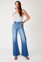 Load image into Gallery viewer, Eastcoast Flare Jeans - Silverlake