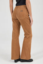 Load image into Gallery viewer, Midtown Boot Jean - Caramel Cord