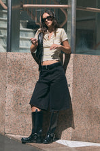 Load image into Gallery viewer, Charlotte Culotte Short - Noir
