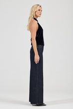 Load image into Gallery viewer, Cameo Halter Top Velvet