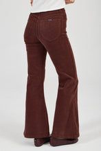 Load image into Gallery viewer, Eastcoast Flare Jean - Cognac Cord