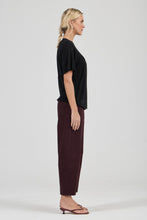 Load image into Gallery viewer, Gigi Barrel Trade Jean - Dark Cherry