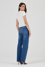 Load image into Gallery viewer, Meg Straight Jean - Reign