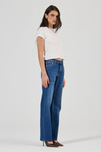 Load image into Gallery viewer, Meg Straight Jean - Reign