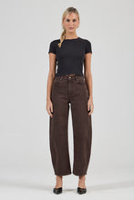 Load image into Gallery viewer, Gigi Barrel Jean - Chocolate