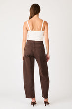 Load image into Gallery viewer, Gigi Barrel Jeans - Chocolate