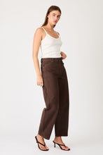 Load image into Gallery viewer, Gigi Barrel Jeans - Chocolate