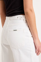 Load image into Gallery viewer, Charlotte Denim Shorts Cinch - Vintage White