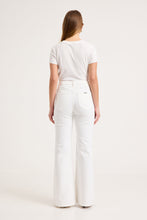 Load image into Gallery viewer, Eastcoast Flare Jean - Cleo Vintage White