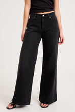 Load image into Gallery viewer, Frankie Loose Jean Long - Mercer Black