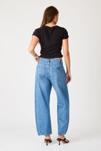 Load image into Gallery viewer, Arc Barrel Jeans - Soho Vintage