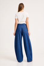 Load image into Gallery viewer, Balloon Barrel Jean - Nolita Rinse