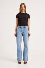 Load image into Gallery viewer, 90's Boyfriend Jean - Surrender
