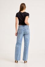 Load image into Gallery viewer, 90's Boyfriend Jean - Surrender