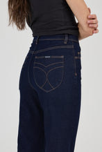 Load image into Gallery viewer, Eastcoast Flare Jean - Amelie