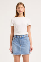 Load image into Gallery viewer, 90's Relaxed Mini Skirt - Surrender