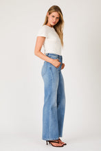 Load image into Gallery viewer, Eastcoast Flare Jeans - Rosebowl