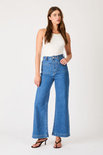 Load image into Gallery viewer, Sailor Wide Leg Jeans - Ashley Blue
