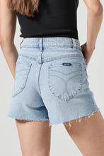 Load image into Gallery viewer, Original Short Sunshine Blue

