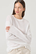 Load image into Gallery viewer, Edgar Longsleeve Tee - Vintage White
