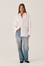 Load image into Gallery viewer, The Structured Shirt - White
