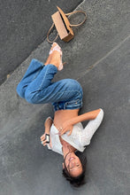 Load image into Gallery viewer, 90's Boyfriend Jean - Paris Texas
