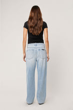 Load image into Gallery viewer, Classic Tee - Washed Black

