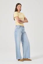 Load image into Gallery viewer, Classic Tee - Lemon
