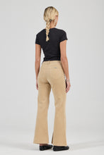 Load image into Gallery viewer, Classic Tee - Washed Black
