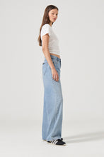 Load image into Gallery viewer, Kate Baggy - 90s Blue
