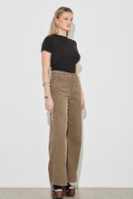 Load image into Gallery viewer, Relaxed Sailor - Nutmeg Cord
