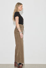 Load image into Gallery viewer, Relaxed Sailor - Nutmeg Cord
