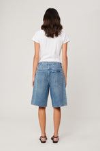 Load image into Gallery viewer, Tomboy Baggy Jort - Vintage Blue
