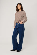 Load image into Gallery viewer, Classic Sailor Tee - Nutmeg
