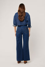 Load image into Gallery viewer, Classic Denim Shirt - Kiri Blue
