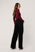 Load image into Gallery viewer, Edgar Top - Oxblood
