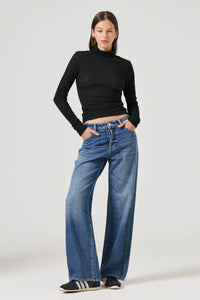Highneck Daisy Top