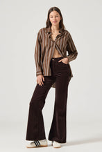 Load image into Gallery viewer, Brownstone Shirt - Cocoa Stripe
